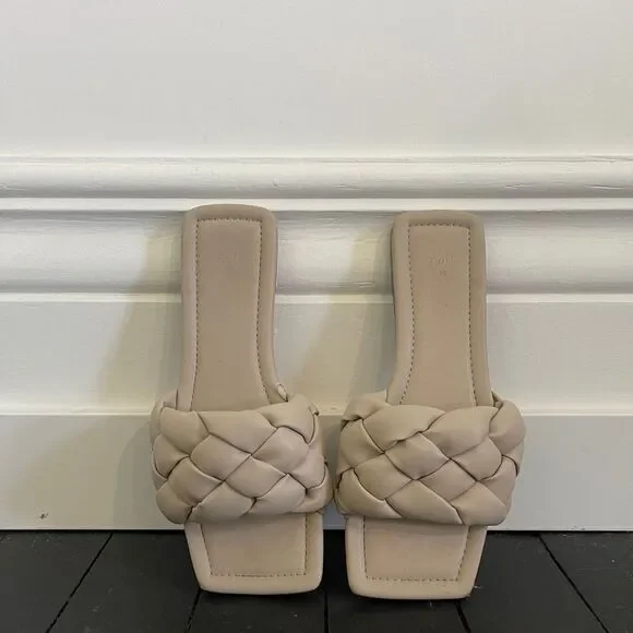 Sandals  - Picture 3 of 3